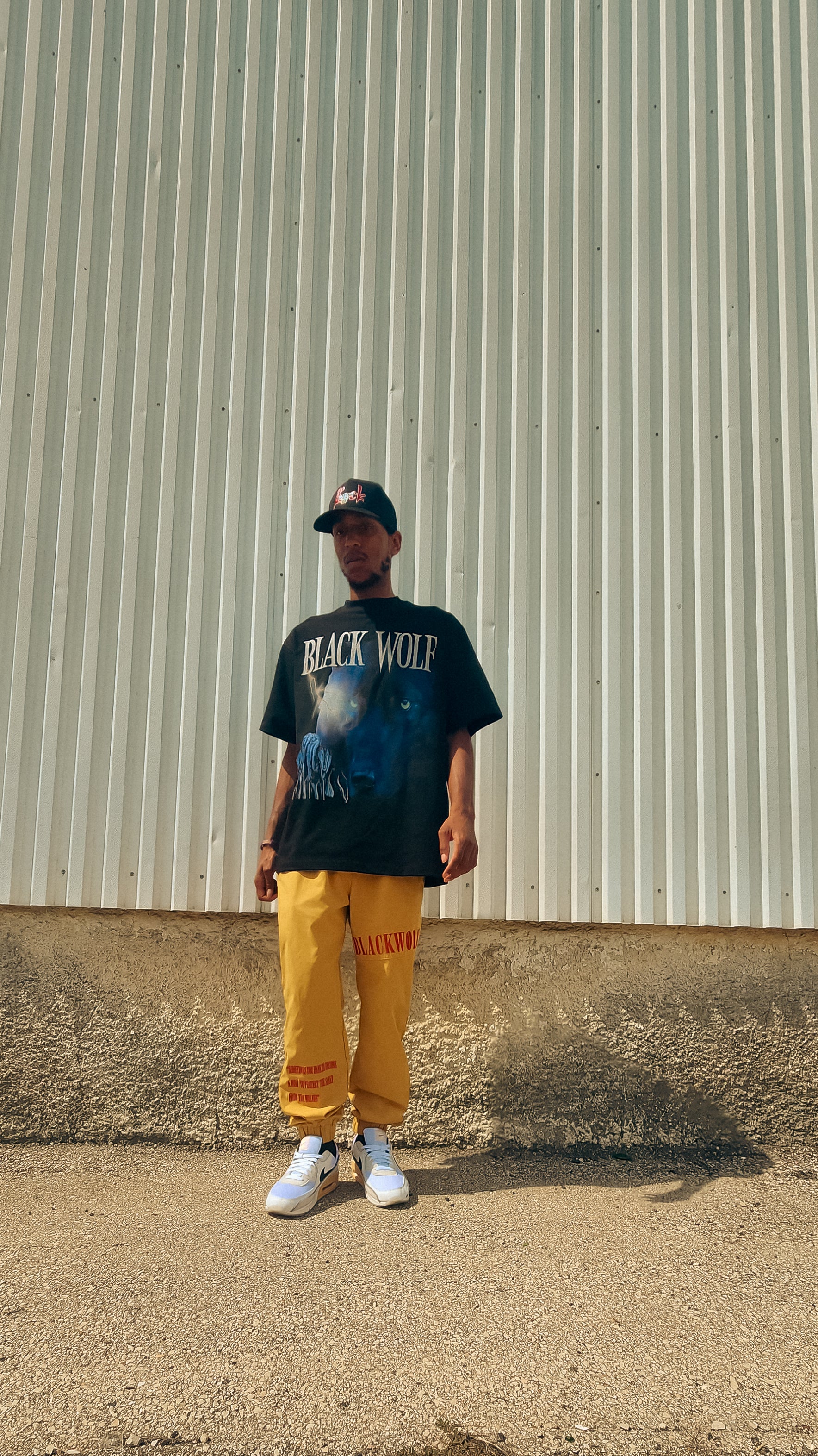 Black Wolf "Blue Howler" Tee