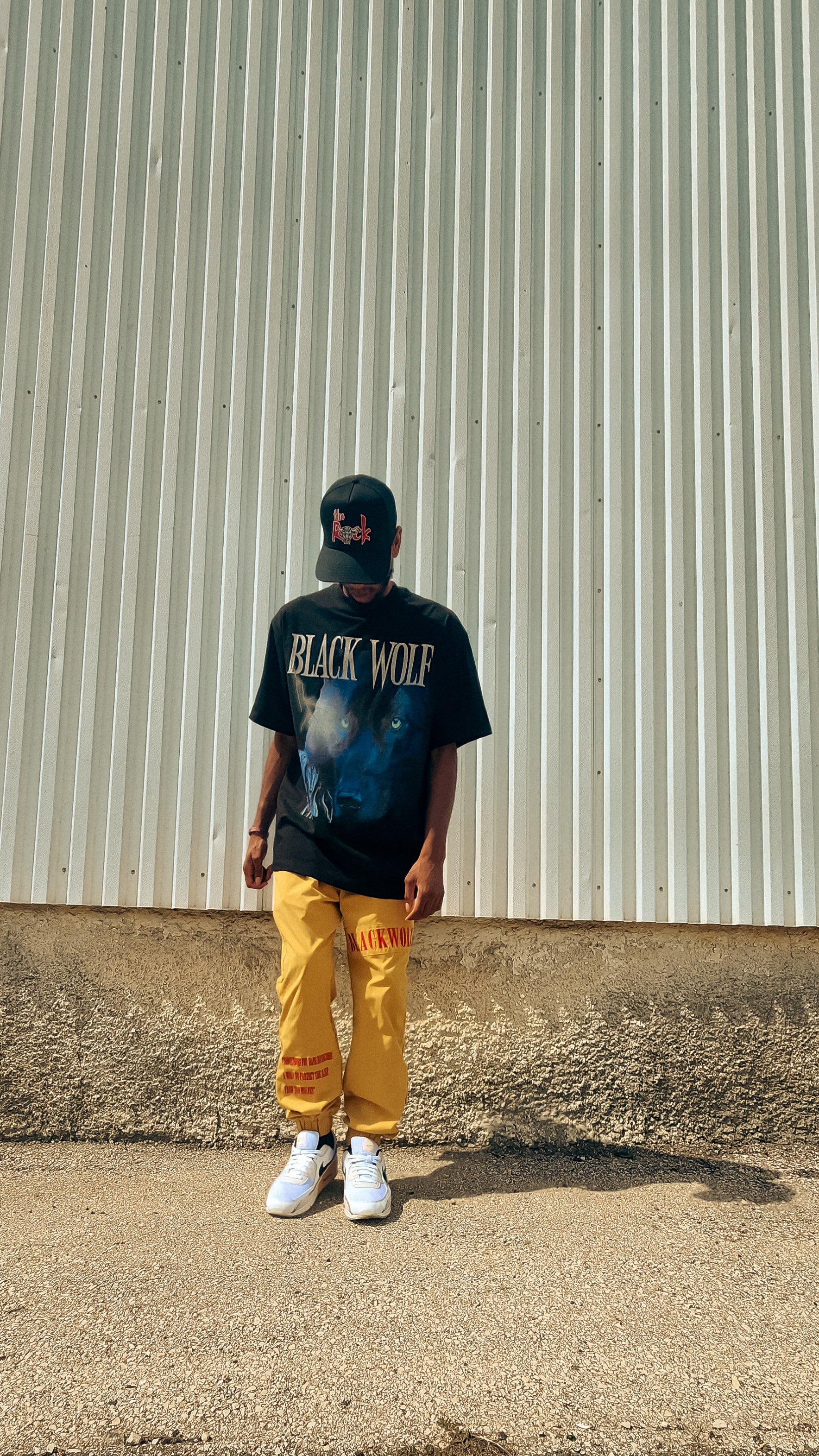 Black Wolf "Blue Howler" Tee